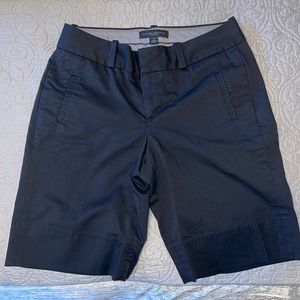 Banana Republic black Bermuda length shorts size 2